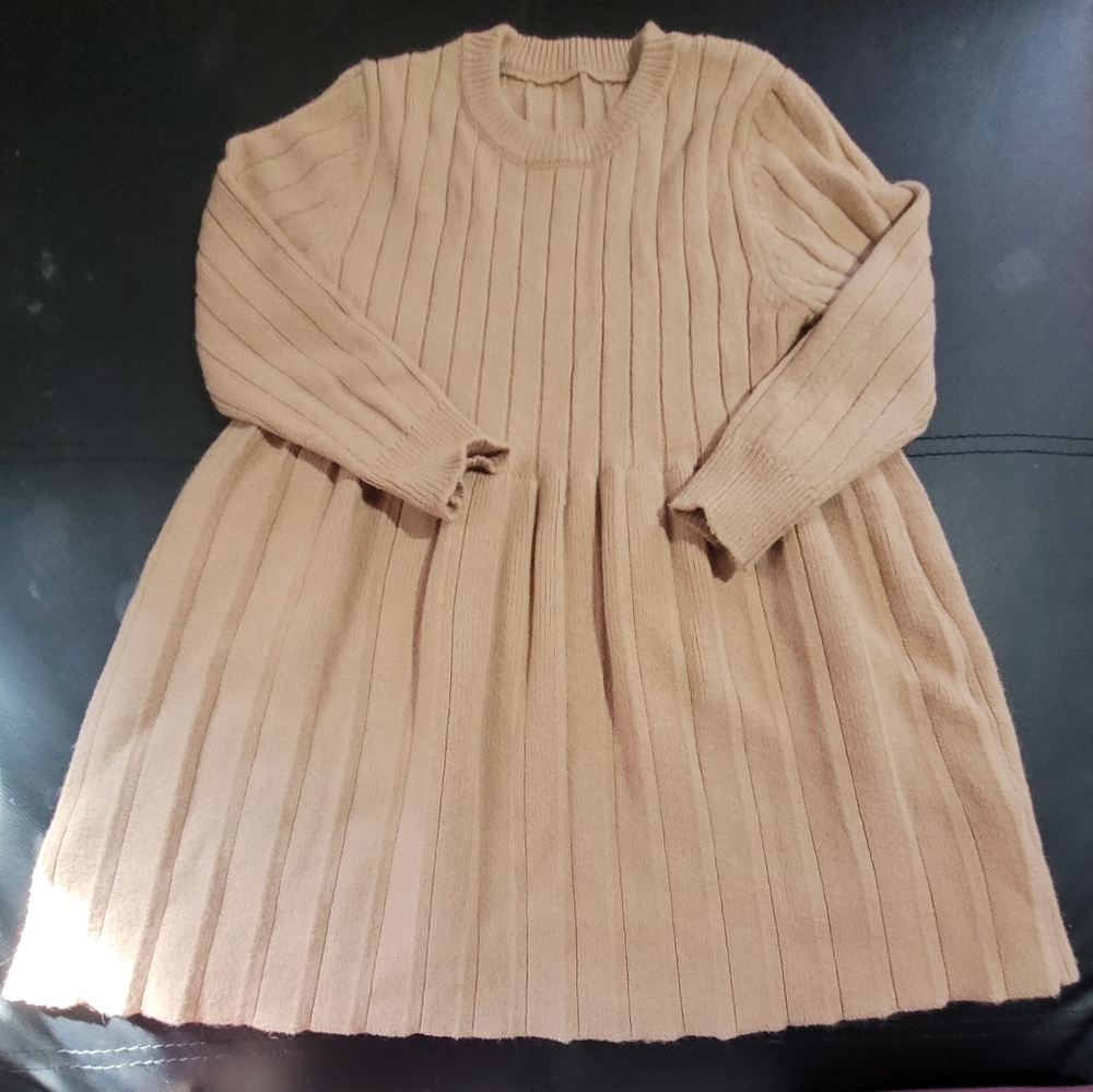 Girl's sweater dress